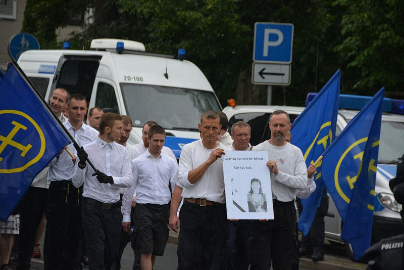 EA Mitglieder an einer Demo in Jena